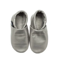 Hausschuhe / Lederpuschen Uni Grau -Kinderprodukte pantau its a small world hausschuhe lederpuschen uni grau 2